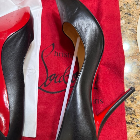 Almost New…Christian Louboutin Apostrophe 100 Nappa Pump - Picture 6 of 16